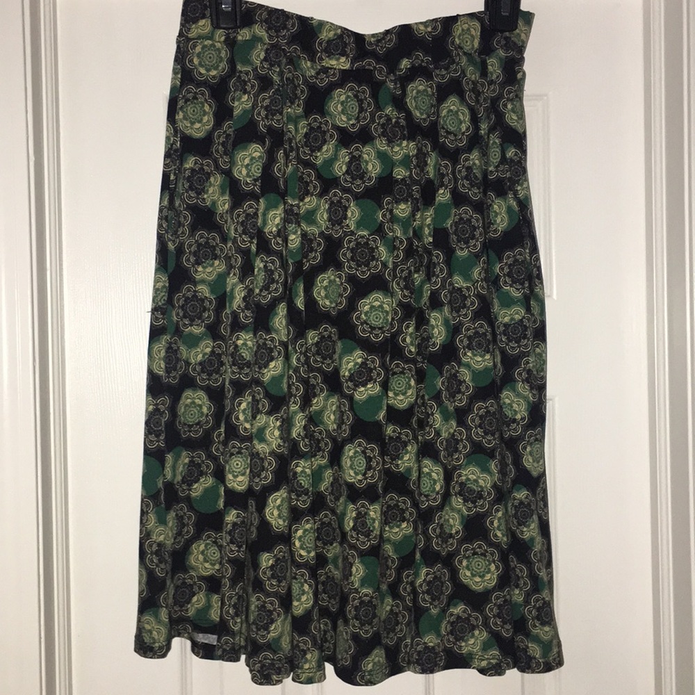 LuLaRoe "Madison" Skirt.  Size L